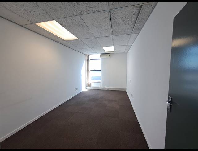 419M² OFFICE TO LET IN CRAIGHALL